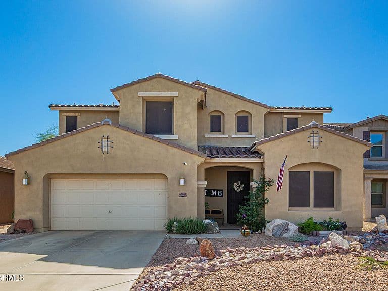 40967 W Bedford Dr photo 1