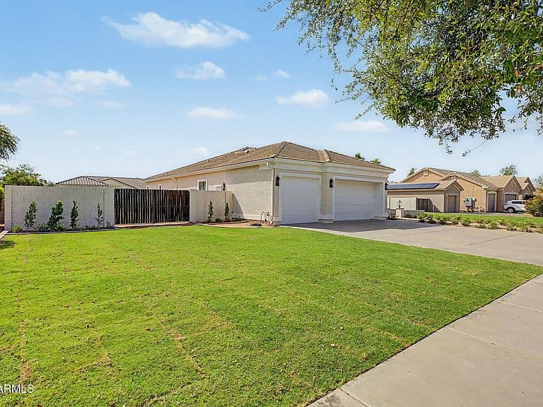 20826 S HADRIAN Way photo 5