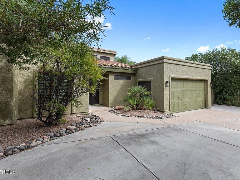 17116 E GRANDE Boulevard photo 1