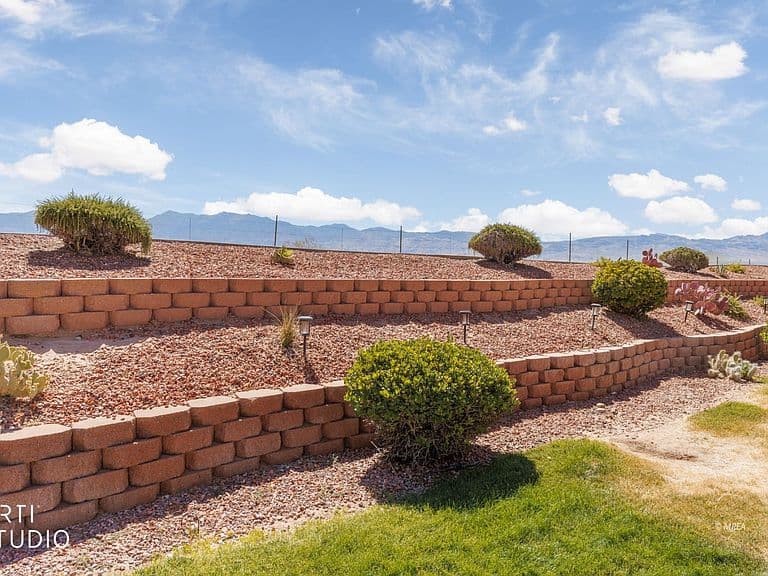 1100 Mohave Dr photo 4