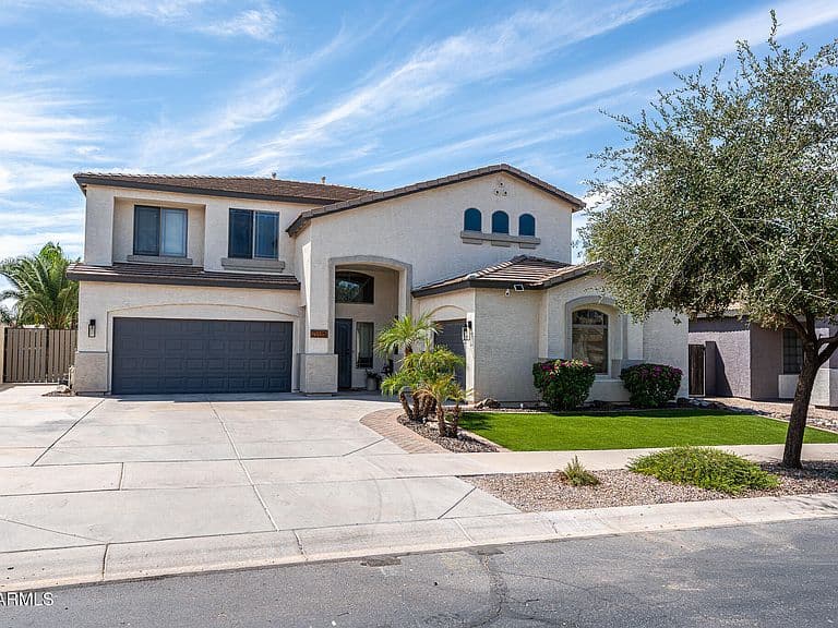 21335 E VIA DEL RANCHO -- photo 1