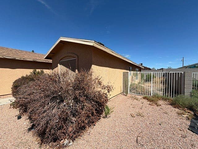 2760 N Prescott Street photo 2