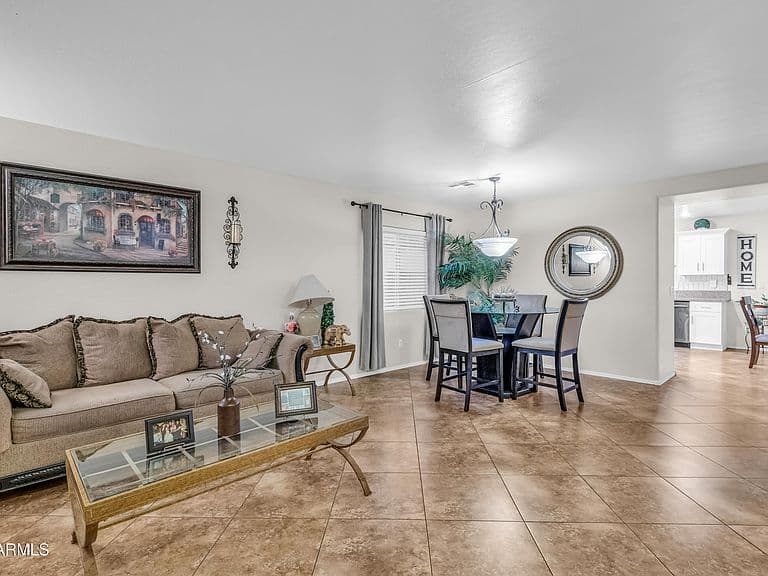 22602 W YAVAPAI Street photo 4