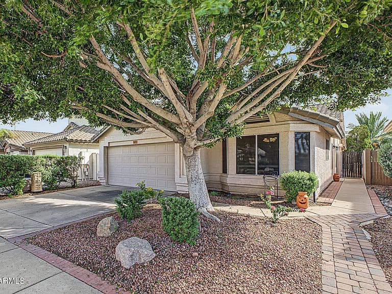 3105 E ESCUDA Road photo 1