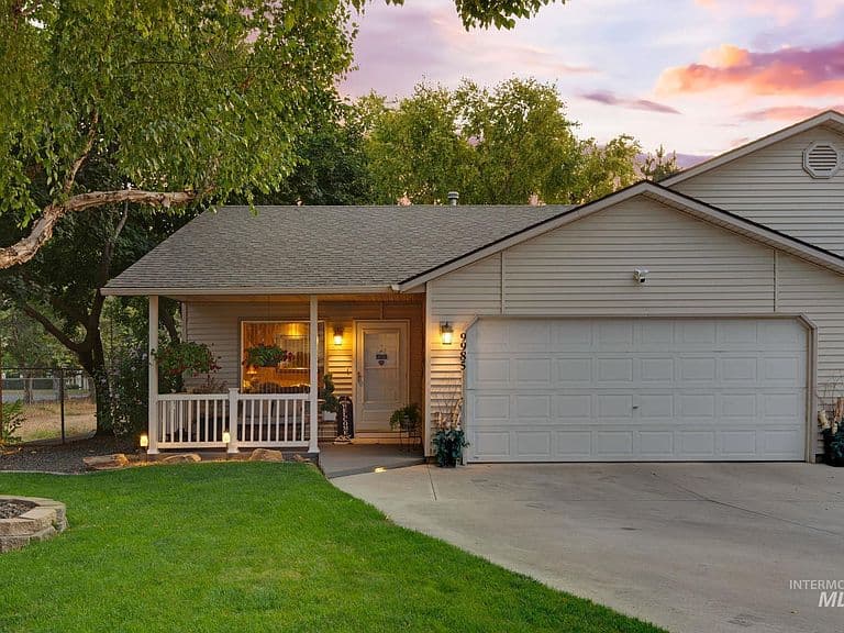 9985 W Mesquite Ct photo 1