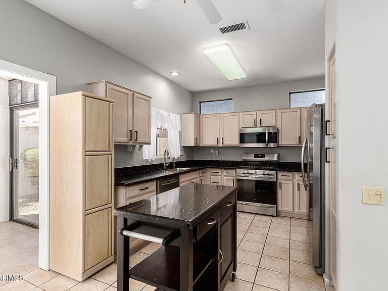 22610 N CABANA Lane photo 4
