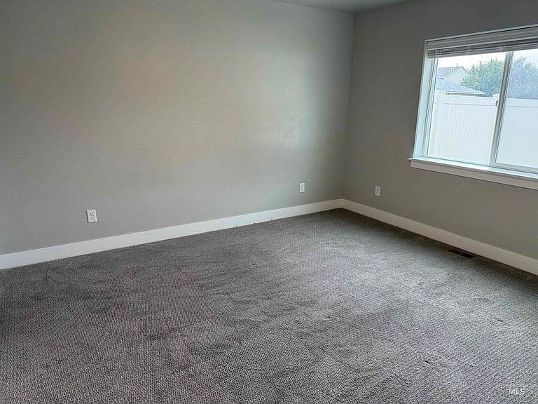 821 Jack Ave photo 5