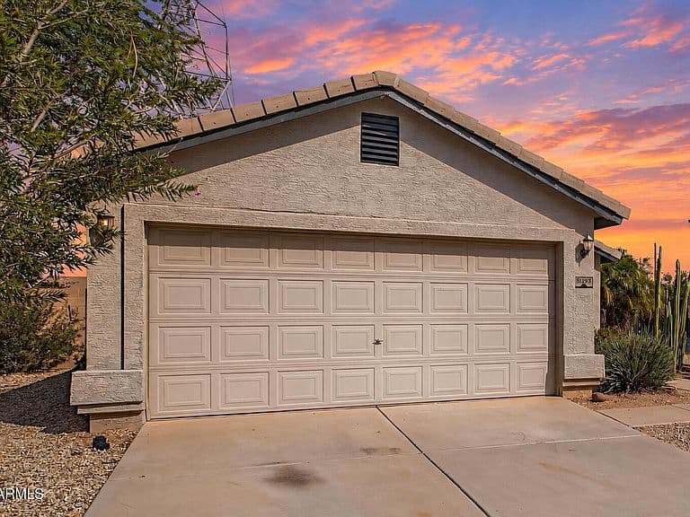31193 N MESQUITE Way photo 4
