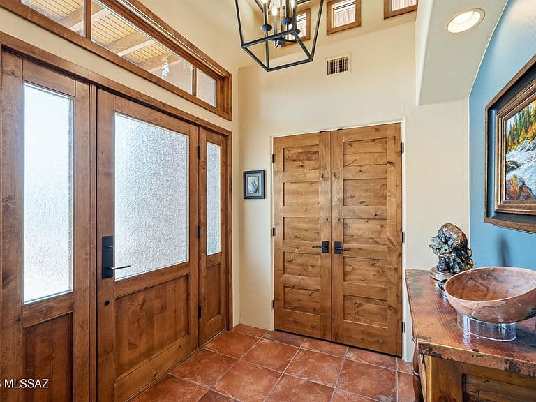 929 N Leutea Dr photo 4