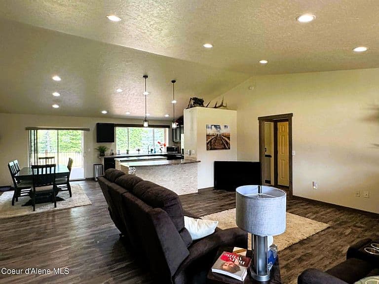 6637 E Little Joe Rd photo 4