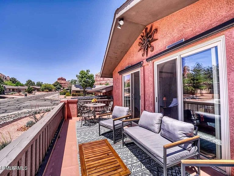 110 Canyon Diablo Rd photo 4