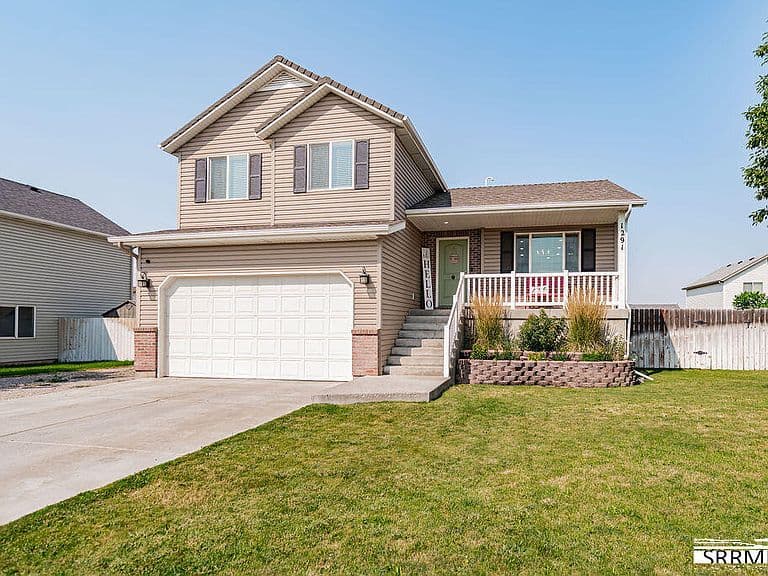 1291 N Hammerstone Dr photo 2