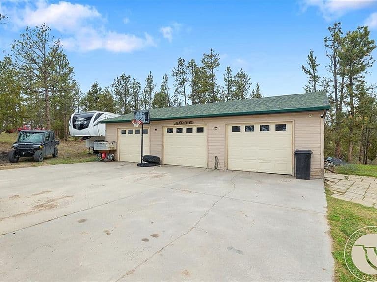 123 Quail Dr photo 2