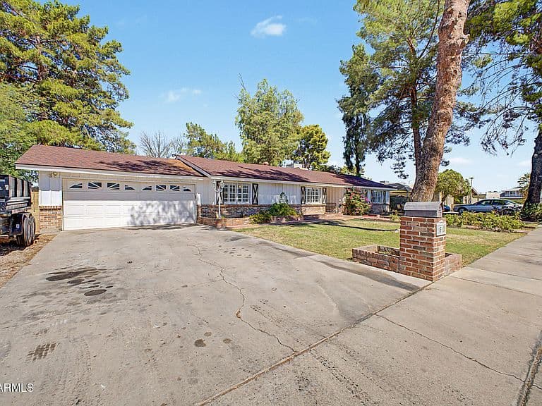 1518 N 24TH Street photo 4