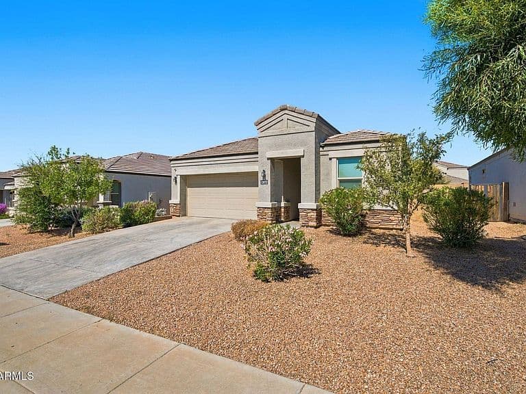 30732 W PICADILLY Road photo 1
