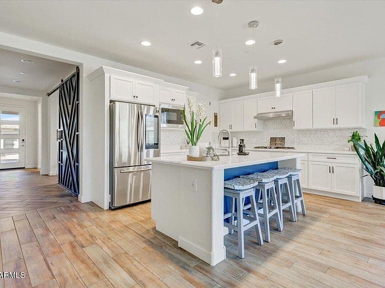 17733 E BEAR WALLOW Way photo 4