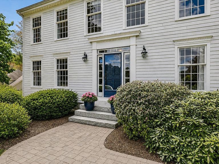 11 Puritan Drive photo 3