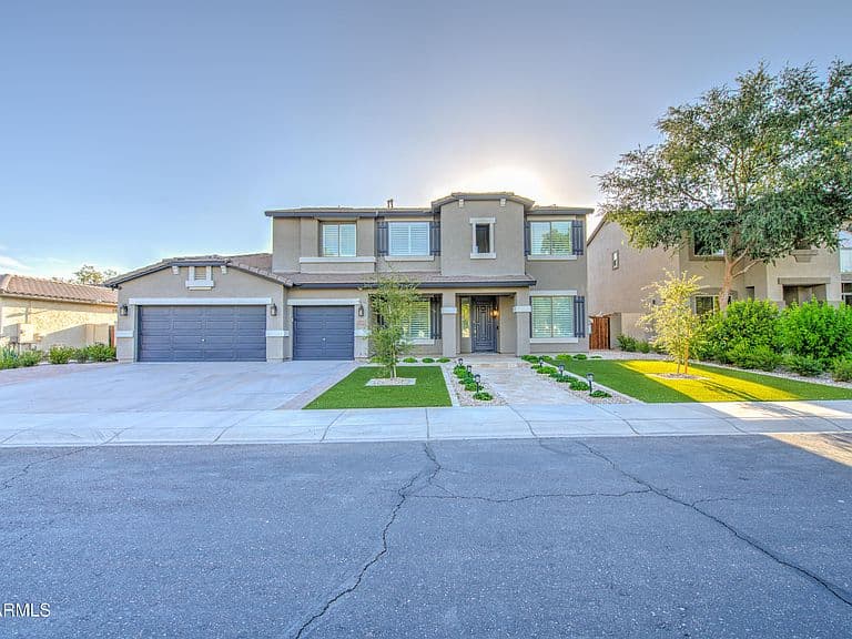 4552 S FOUR PEAKS Way photo 5