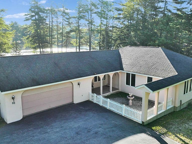 20 Ridgecrest Road photo 1