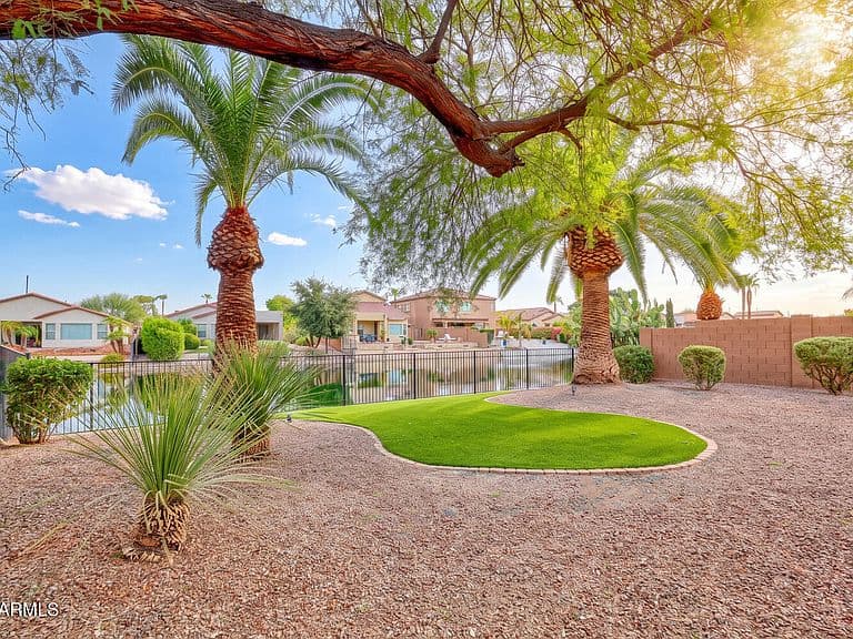 844 E INDIAN WELLS Place photo 1