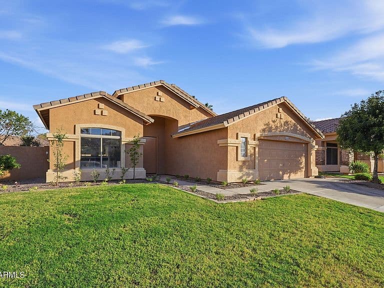 3945 S CACTUS WREN Drive photo 3