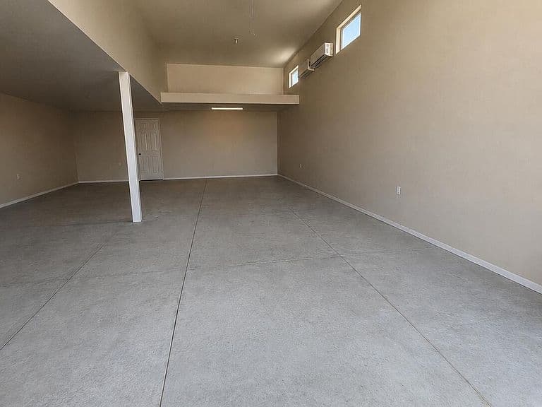 9745 S Desert Flint Dr photo 4