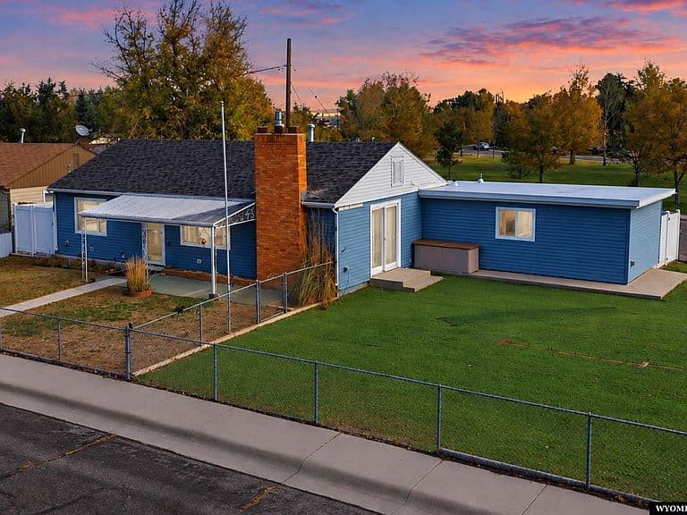 253 Junco St photo 2