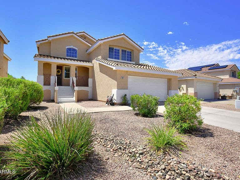 1017 W LEAH Lane photo 4