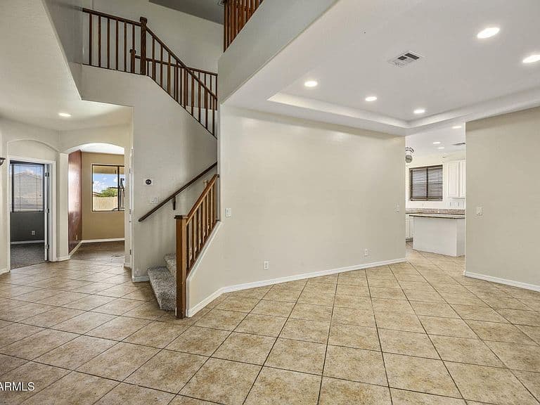 341 W KEY WEST Drive photo 5