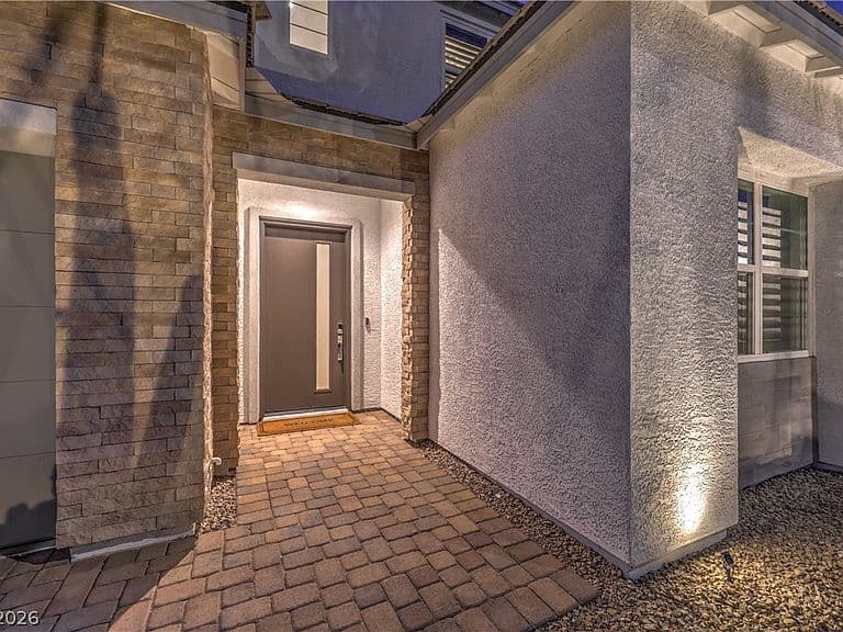 10214 Sequoia Glen Ave photo 2