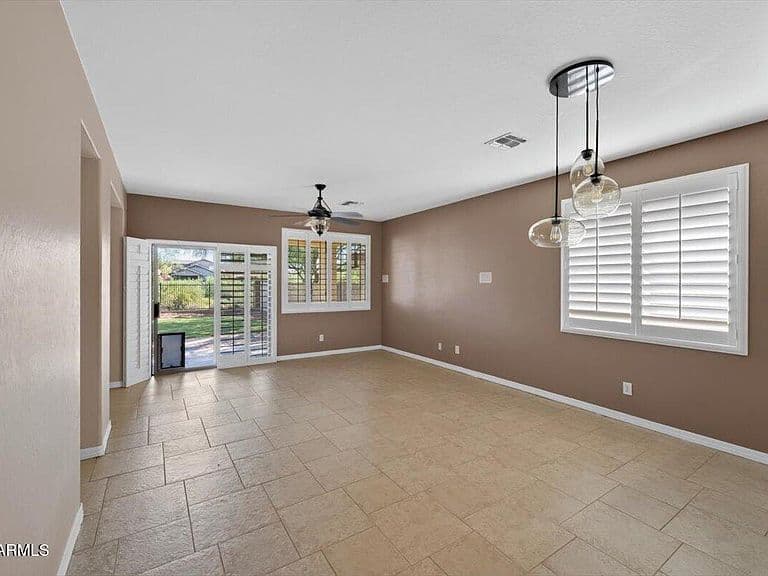 40007 N HIGH NOON Way photo 4