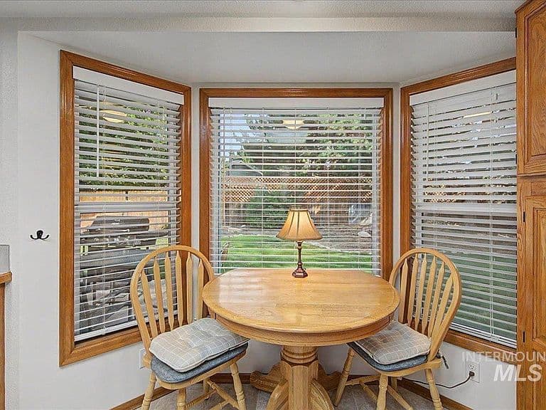 2050 W Sandalwood Dr photo 5