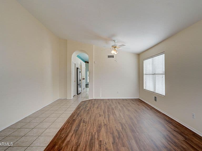 9504 E POSADA Avenue photo 3
