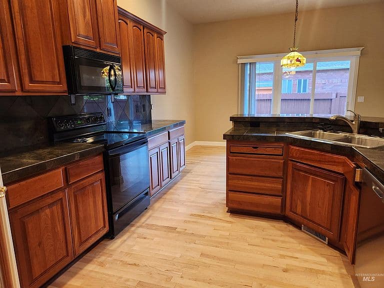 5002 N Brookmeadow Way photo 3