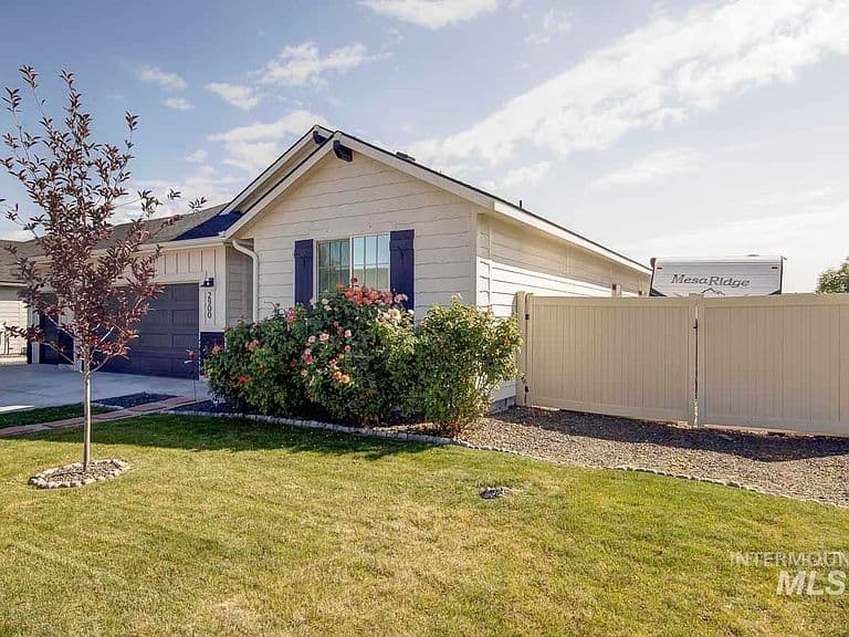 2900 N Sunset Farm Ave photo 3