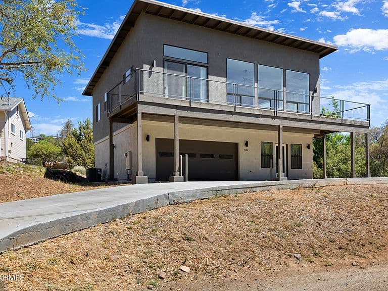 4730 E JOAN Drive photo 1