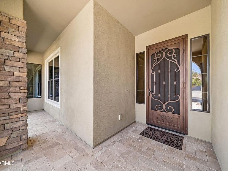 20459 W Summit Place photo 5