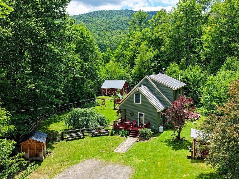 38 Stony Brook Road photo 1