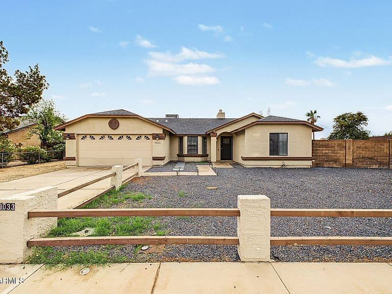 9033 W EL CAMINITO Drive photo 2
