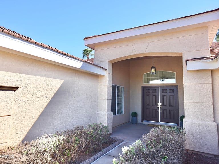 3337 E BEARDSLEY Road photo 2