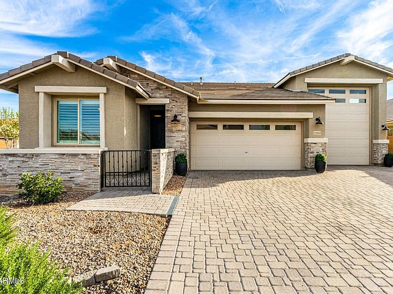 22959 E DOMINGO Road photo 1