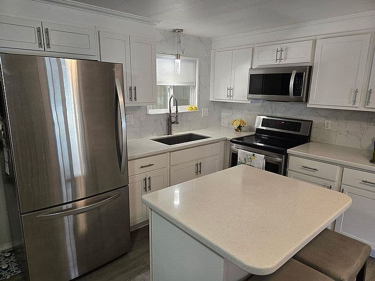 1532 E Campo Bello Dr photo 1