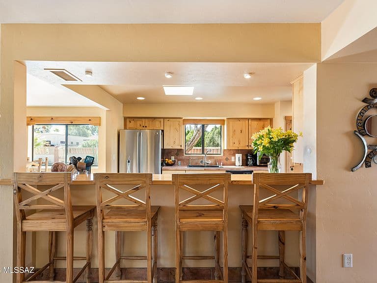 1300 N Placita Parasol photo 3