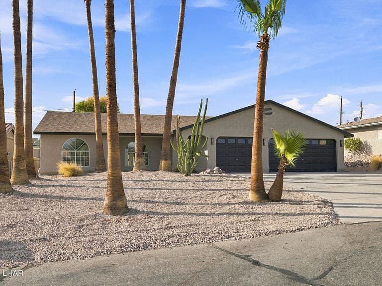 3419 Hassayampa Dr photo 3