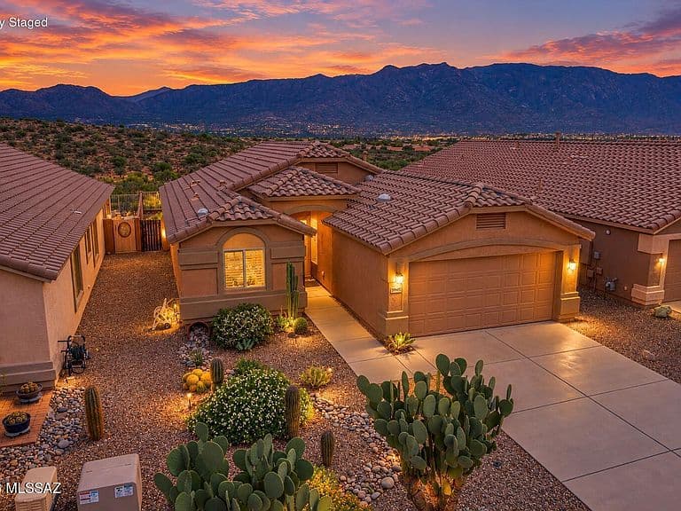 39695 S Diamond Bay Dr photo 1