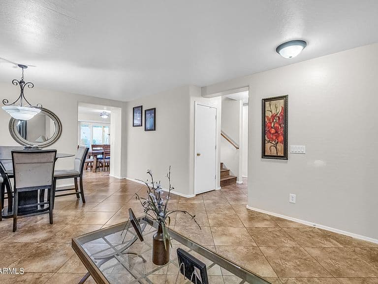 22602 W YAVAPAI Street photo 5