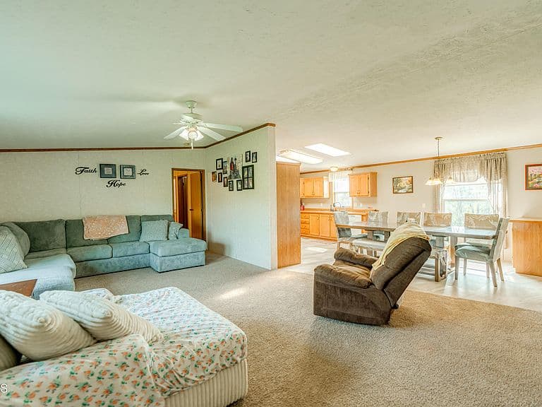 3765 Westward Dr N photo 2