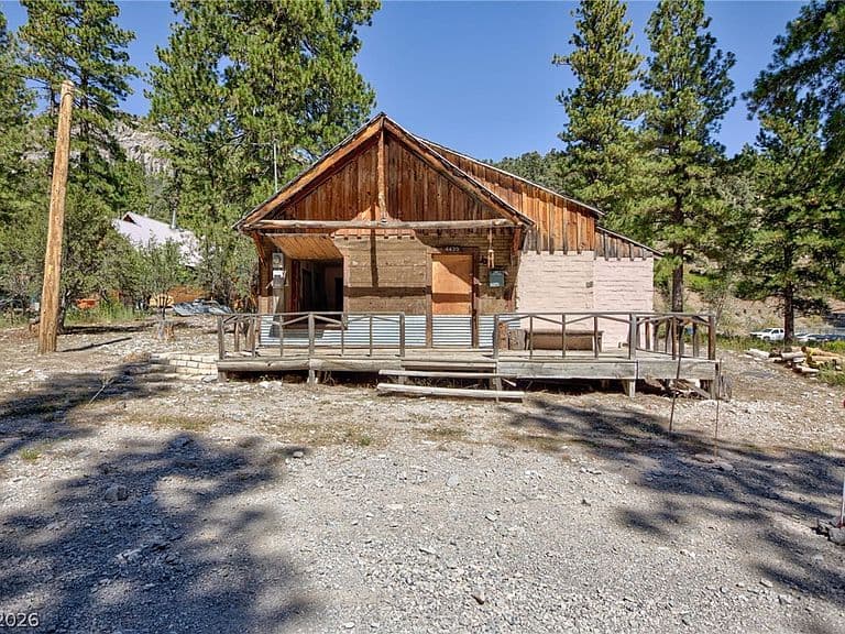 4430 Aspen Ave photo 1