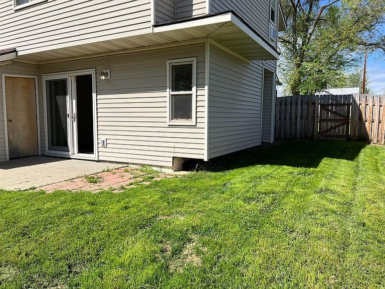 1613 Taylor Ave Unit 2 photo 5