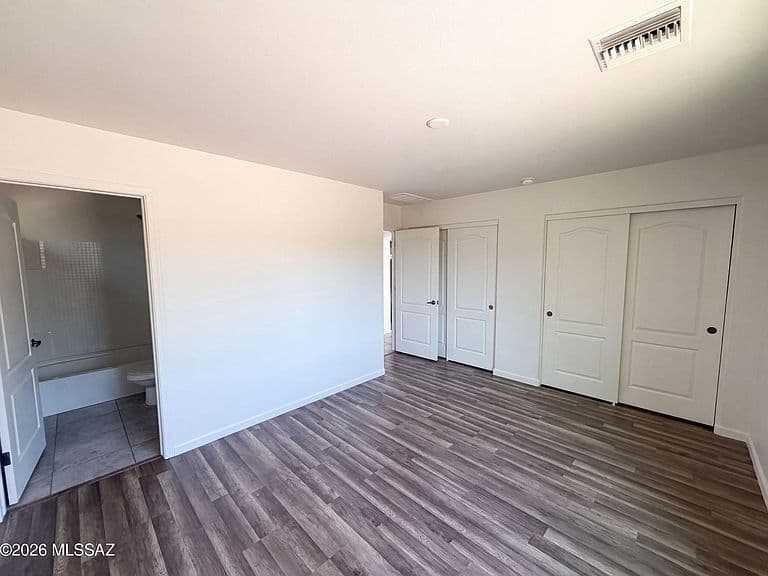 850 W Calle Arroyo Norte photo 4